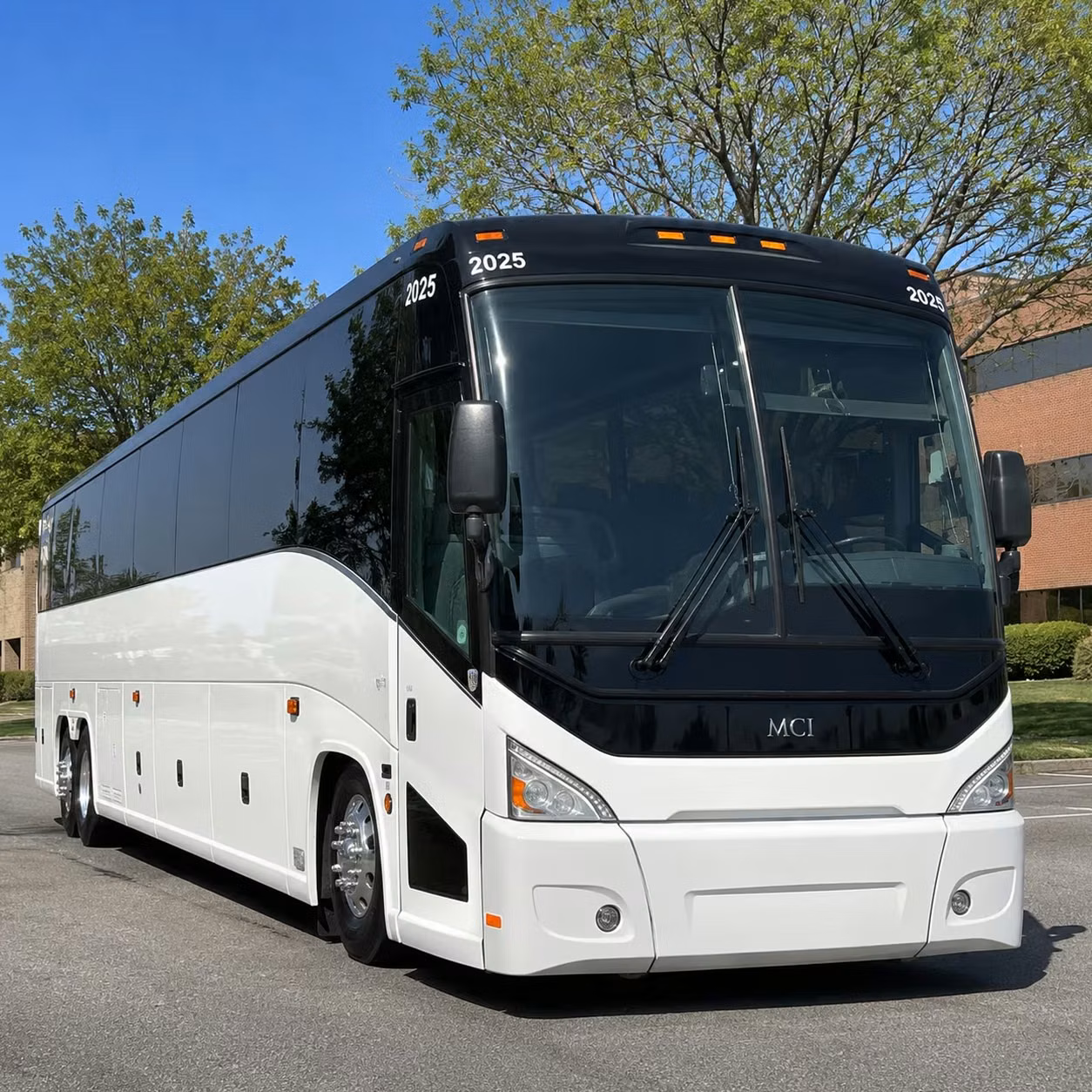 busrentalspringfieldma com connects you with springfield concert transportation for every group size and every budget