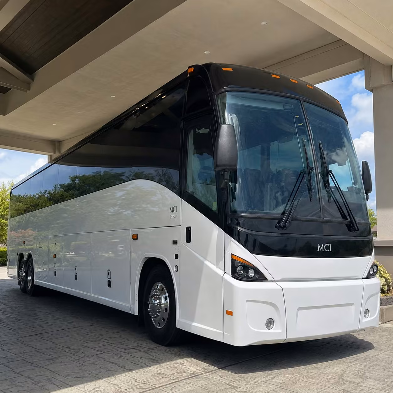 you can find and book employee transportation in springfield and any nearby city